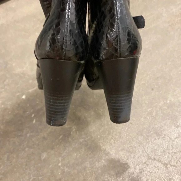 Jose Saenz booties - Picture 3 of 10